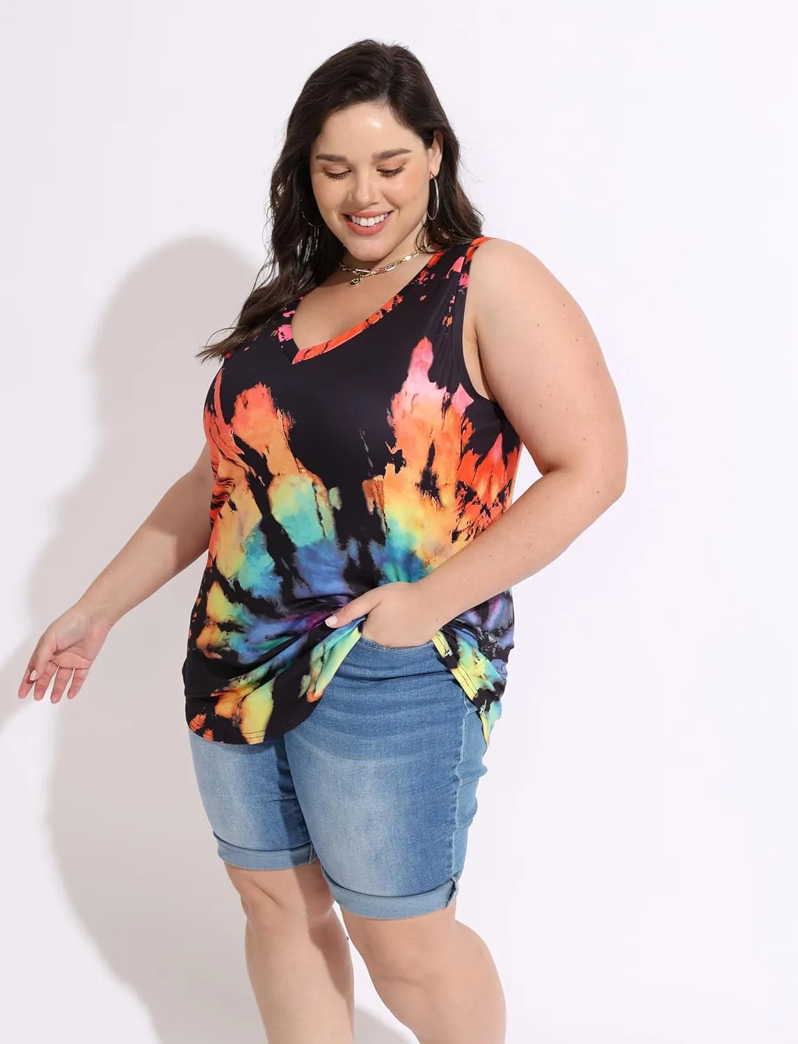 CARCOS Plus Size Tank Tops for Women V Neck Sleeveless T Shirts Solid/Tie Dye/Floral Camisole Casual Tanks for Summer XL-5XL