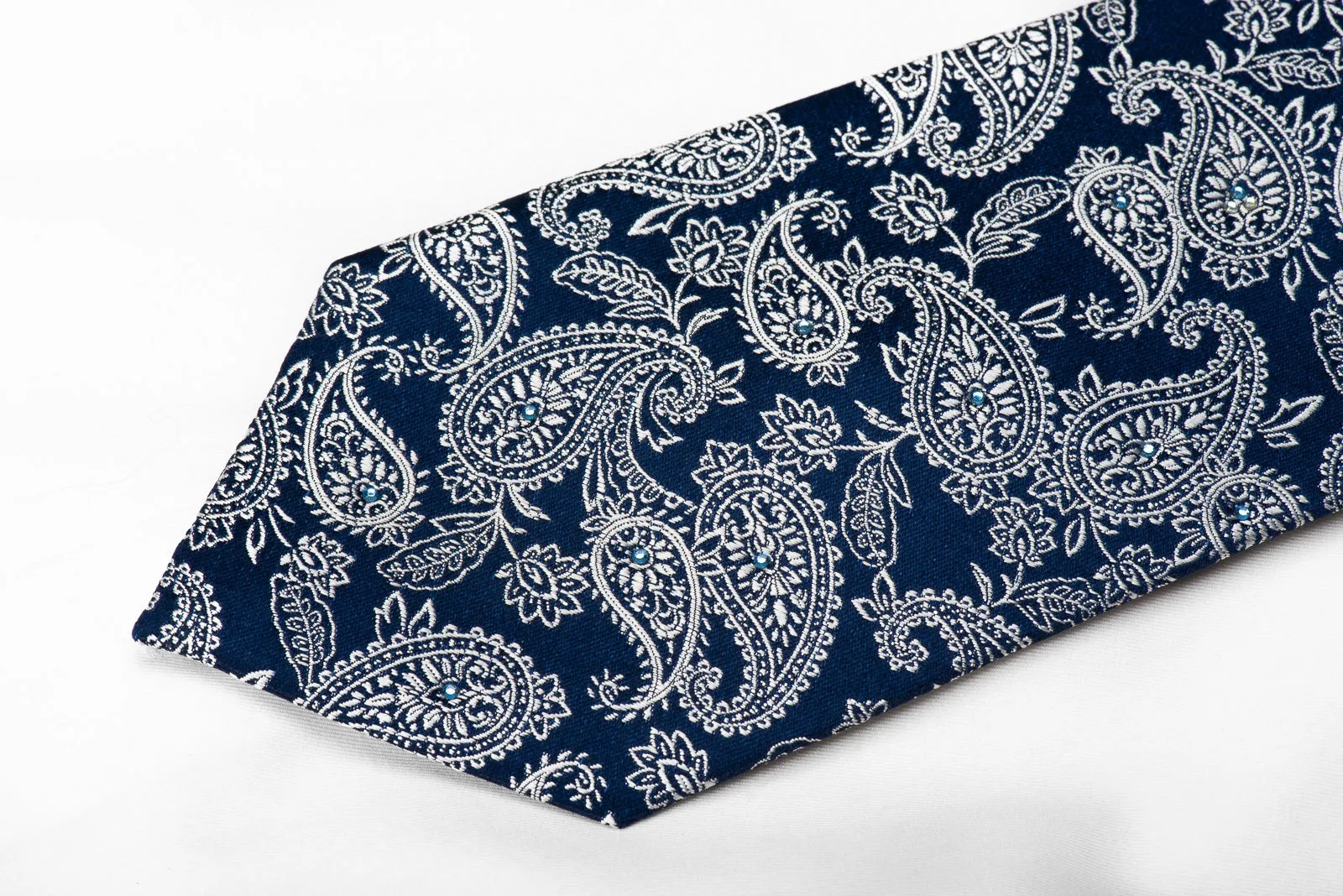 Renoma Men's Crystal Silk Necktie Silver Paisley On Blue With Silver Sparkles